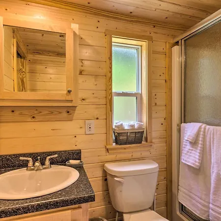 Quaint Mtn Cabin Tiny Living Near Big Adventure Brevard Exterior photo